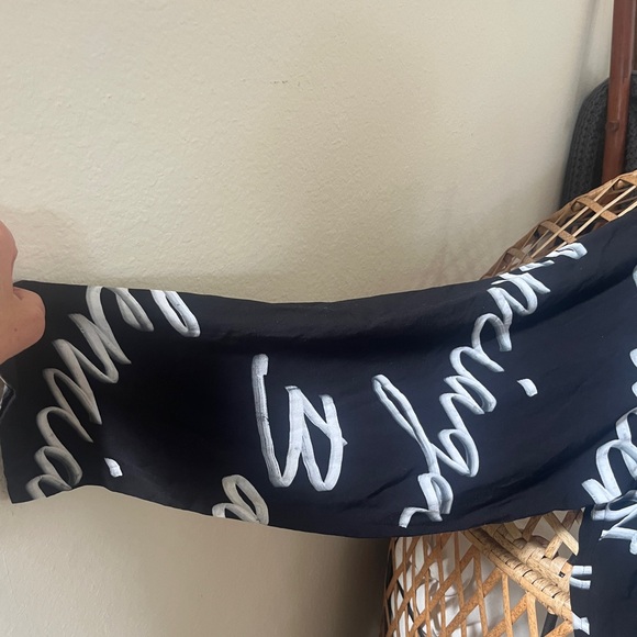 Balenciaga Black/White Script Set - Picture 10 of 16